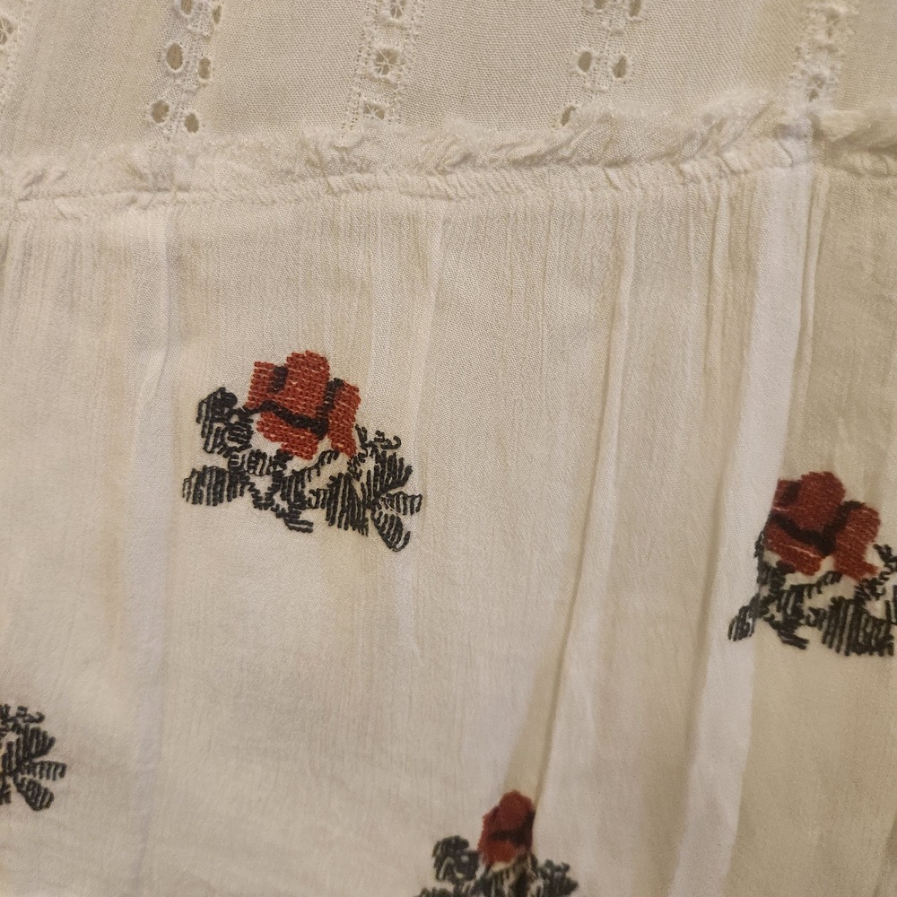 Free People Embroidered Boho Mini Dress Ivory Blue White Tassel Eyelet Small - Picture 6 of 12